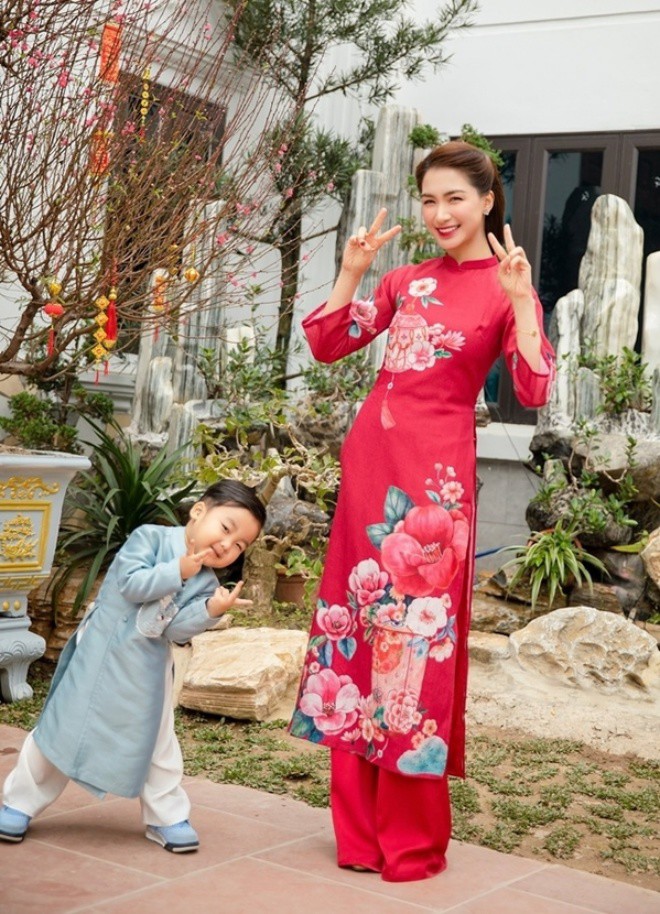 Daughter of billionaire Vbiz: Ha Ho leaves the villa, Hoa Minzy builds a house for her parents - 11