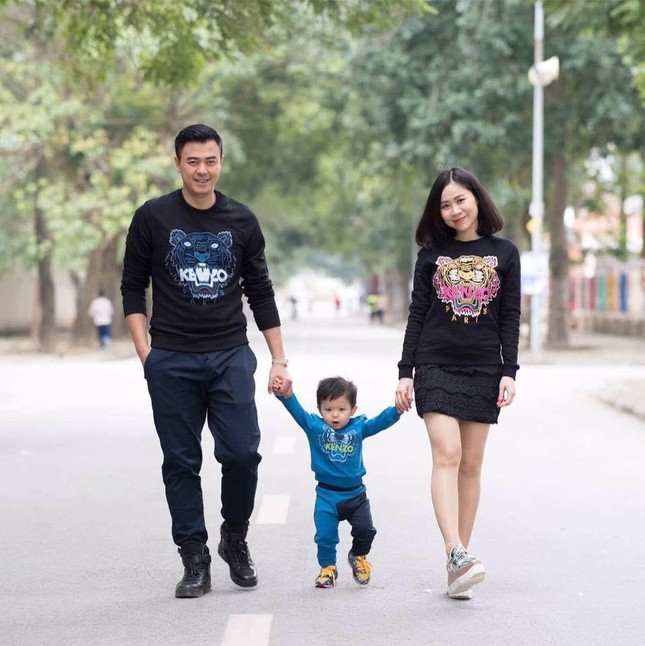 MC Tuan Tu's happy home: Beautiful wife works at Ministry of Foreign Affairs, son looks like his father - 6