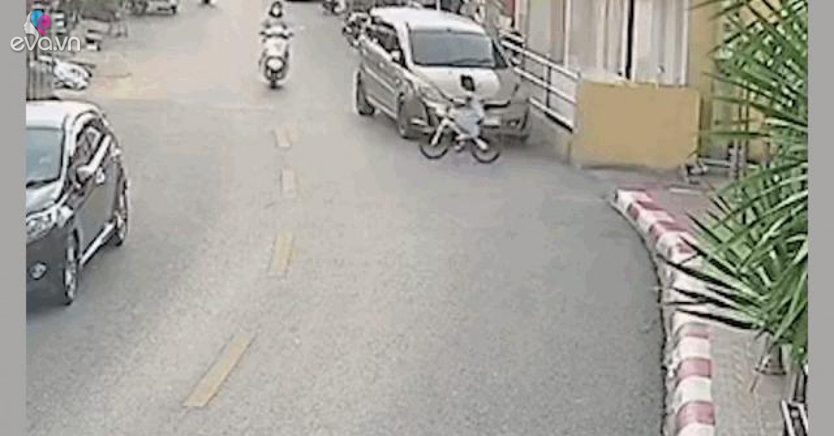 Suddenly running into the street, the girl caused the woman to fall and break her leg