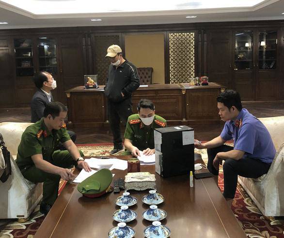 Cơ quan điều tra khám xét trụ sở tập đoàn FLC.