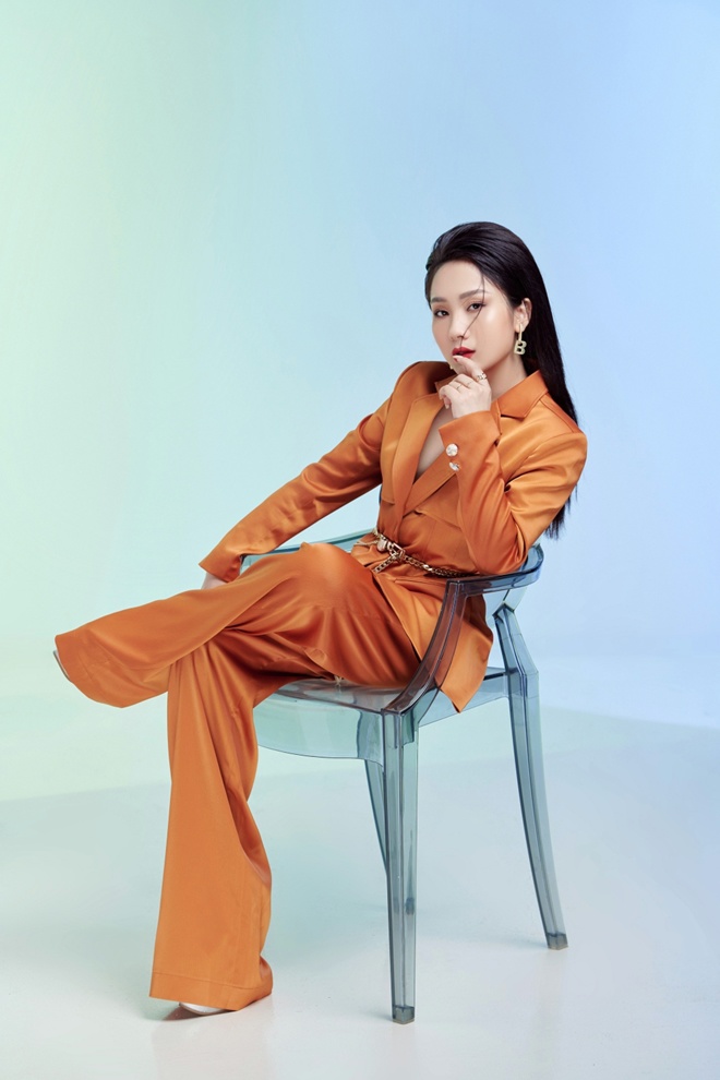 Không chỉ vậy, Hồ Phương Liên còn nhận được sự yêu mến nồng nhiệt đến từ khán giả. Đó chính là động lực cực kỳ to lớn để cô tiếp tục theo đuổi, hoàn thiện bản thân, trưởng thành trong âm nhạc.