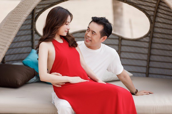 Beautiful wife chooses date amp;#34;loveamp;#34;  Having a multiple pregnancy with Duong Khac Linh, giving birth is unbelievable - 3