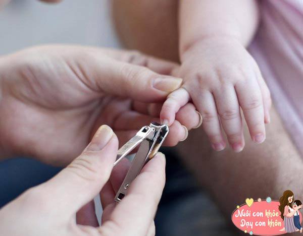 What will children who like to bite their nails when they grow up?  Most can't escape from 2 ends - 10