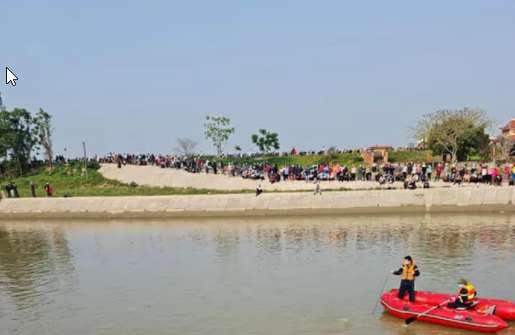 Leaving a suicide note, 9th grade boy jumps into a deep lake to commit suicide - 1