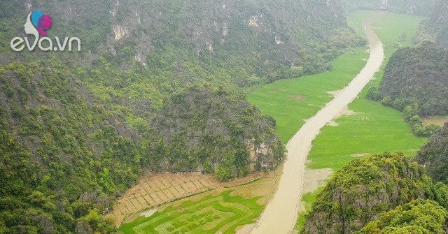 Be in awe of the two most popular attractions in Ninh Binh on the occasion of Hung King’s death anniversary on March 10