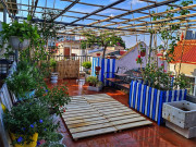 Nhà đẹp - Cải tạo sân thượng 70m2 làm vườn, gia đình Hà Nội có góc sống ảo đẹp, rau ăn không xuể