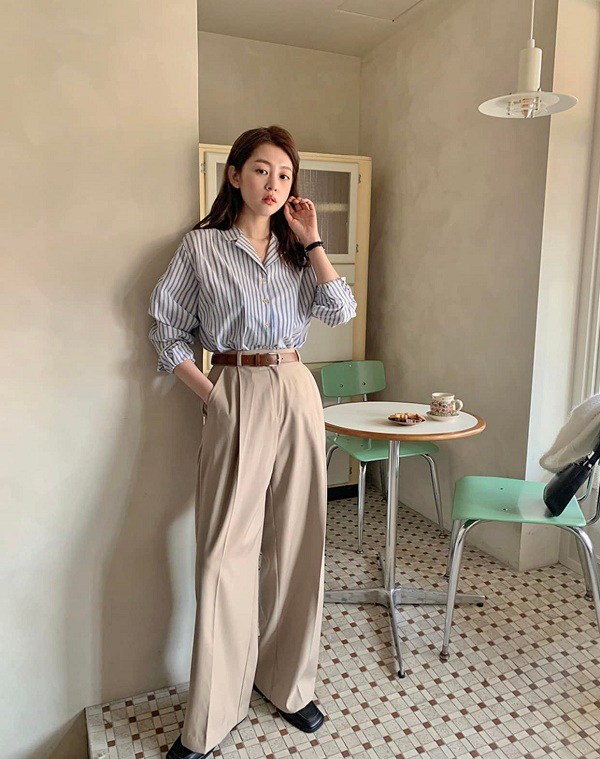 Looking at the Korean girls' group in beautiful beige casual pants, the office lady will want to buy a few right away - 3