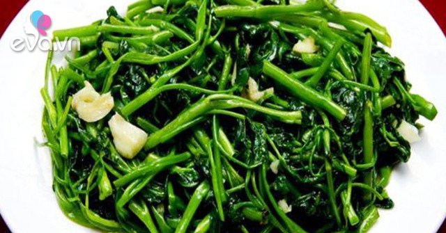 2 ways to make fried spinach with garlic delicious, crispy green, not black