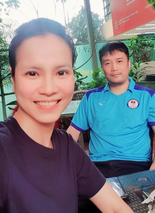 Not only Khanh Thi - Phan Hien, there is an equally happy couple of famous grandmasters - 13