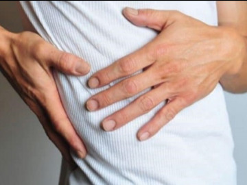 Nam sinh 20 tuổi đau hạ sườn đi khám phát hiện ung thư gan, sau vài tuần đã qua đời