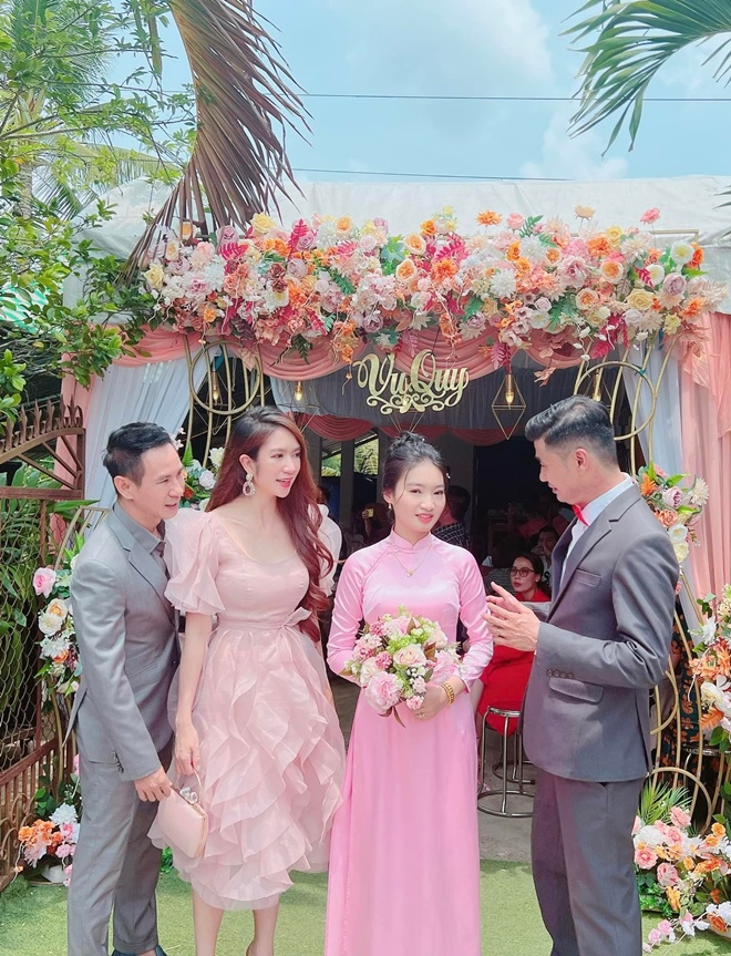 amp;#34;Bad boy;#34;  Tiet Cuong gets married at the age of 49, Ly Hai - Minh Ha wishes amp;#34;5 years 4 childrenamp;#34;  - 3