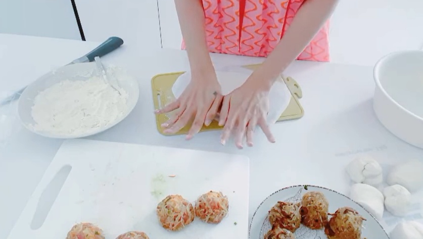 Thuy Tien made dumplings from her mother's trick, what was the result that fans broke?  - ten