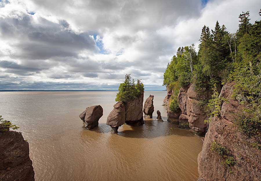 The rocks eroded over millions of years have a special shape that surprises everyone - 3