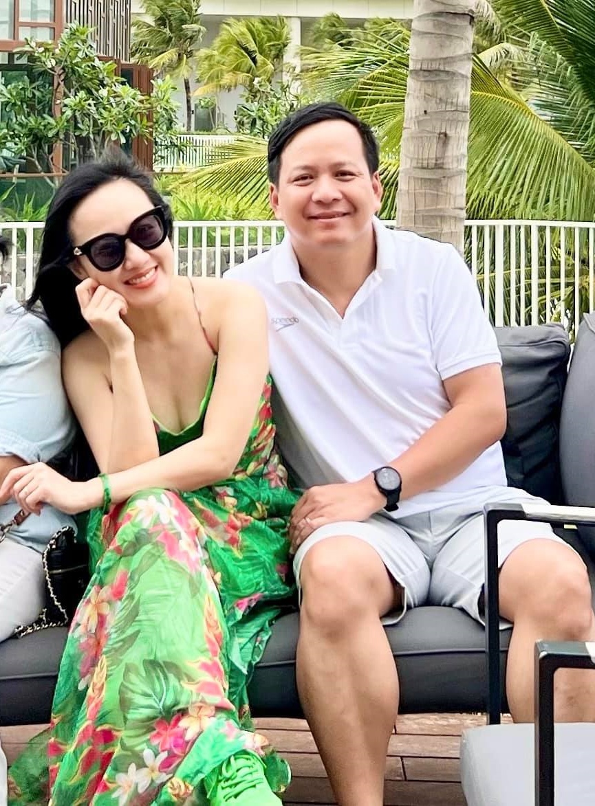The secretive husband of BTV Hoai Anh, the middle-aged Diem Quynh is in good shape, and Mai Ngoc's husband is criticized again - 3