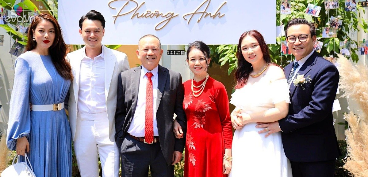 Truong Ngoc Anh officially launched a young love family 14 years younger, very affectionate