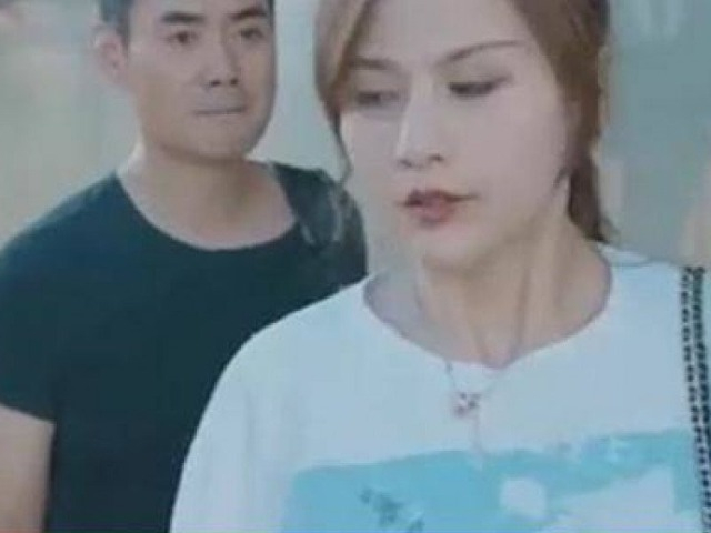 Hậu quả tê tái của chàng trai mê gái xinh trên xe buýt