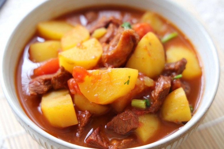 This kind of iron-rich meat stewed with vitamin-rich fruits is both delicious and extremely nutritious - 8
