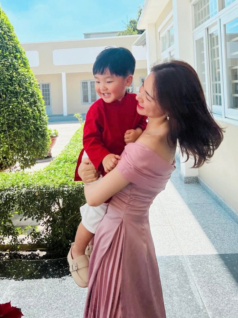 4 tháng đầu năm 2022, 3 sao Việt thừa nhận làm mẹ đơn thân: Ai cũng vừa xinh vừa giỏi - 11