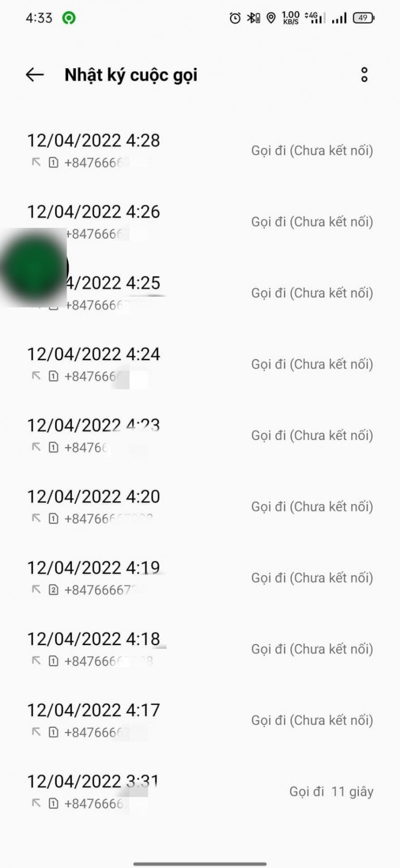 Ảnh chụp màn hình những cuộc gọi không có hồi đáp từ cô khách đặt cơm lúc 4h sáng 