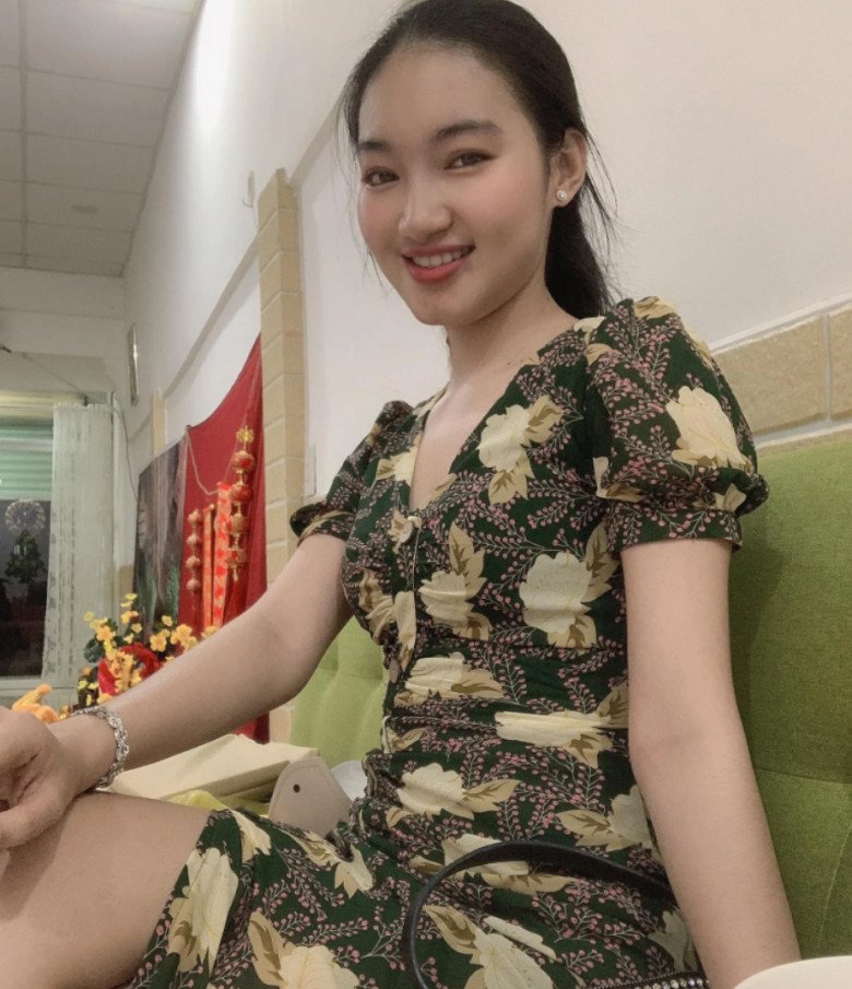 Tiet Cuong's wife is young and has a pure beauty like a female pearl - 7