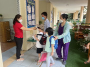 Tin tức - Ngày "khai giảng" muộn của khối mầm non: Học sinh ngỡ ngàng nhận cô, nhận lớp