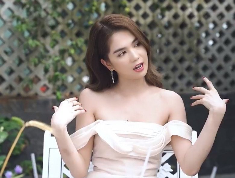 Ngoc Trinh controversially discussed amp;#34;Girlfriend storyamp;#34;, revealed that she likes drinking to confide - 5
