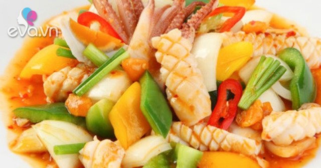 How to make fried squid with bell peppers, onions, celery excellently delicious