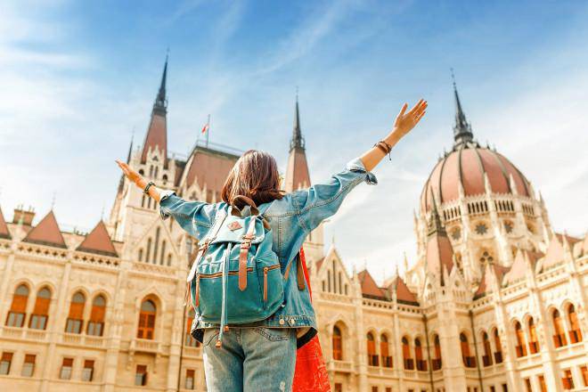 6 things travelers need to prepare before traveling to Europe - 1