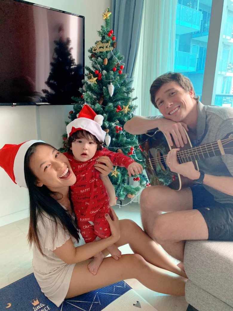 After the divorce, Hoang Oanh still released her heart for her ex-husband, did not delete the family picture for one reason - 1