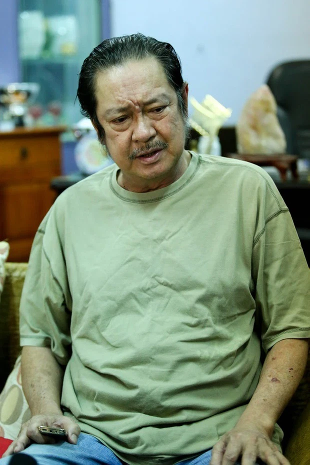 In his youth, Chanh Tin paid hundreds of gold trees, before he died, his debt was broken, his house was foreclosed on - 9