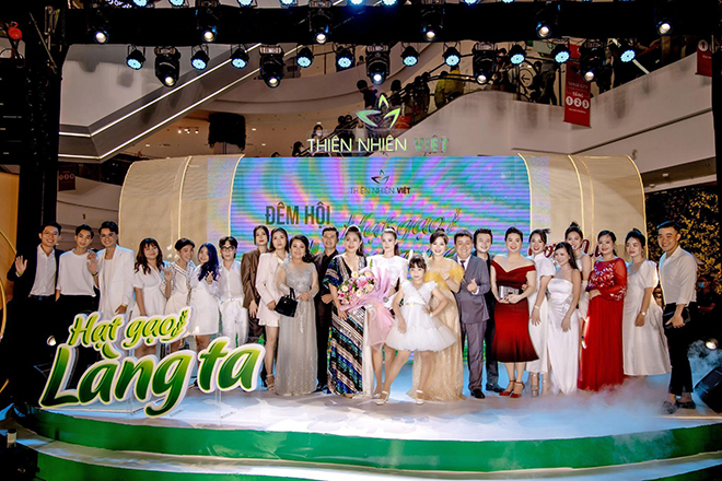 amp;#34;Đêm hội hạt gạo làng ta” – Sự kiện ra mắt Cơm lứt huyết rồng của Thiên Nhiên Việt Group - 2