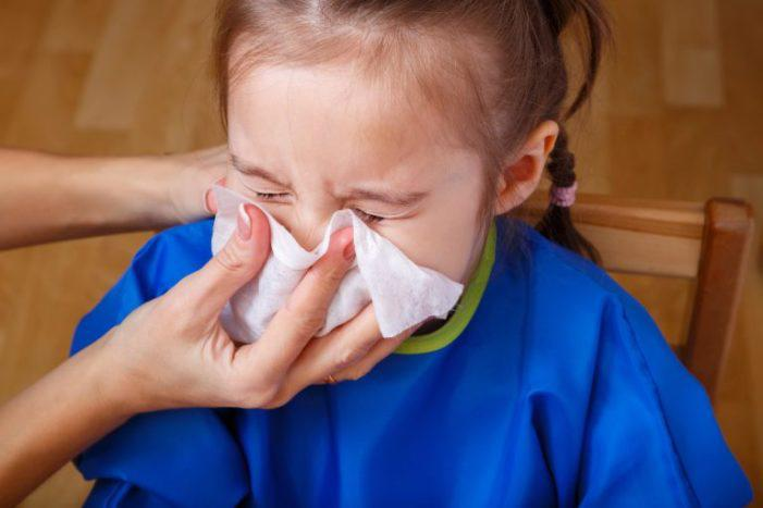 Children with runny nose need to do to quickly recover?  - 2
