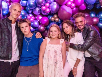 Sinh nhật mẹ Victora, cô nhóc Harper Beckham đánh cắp sự chú ý