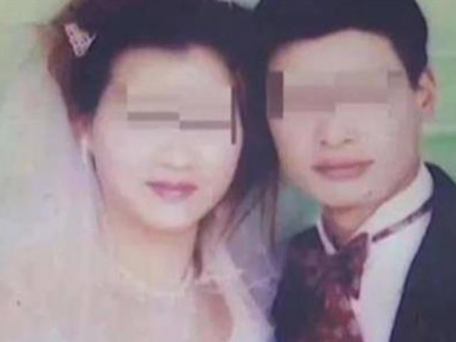 Đi làm về sớm để tạo bất ngờ cho vợ, chồng chết lặng khi thấy cảnh tượng trên giường