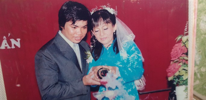 Gần 15 năm trước, chị Oanh và anh Tuấn đã tổ chức đám cưới.