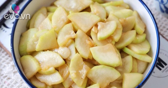 This fruit is in the season to stir-fry, it’s sweet and cool, it’s still delicious without meat