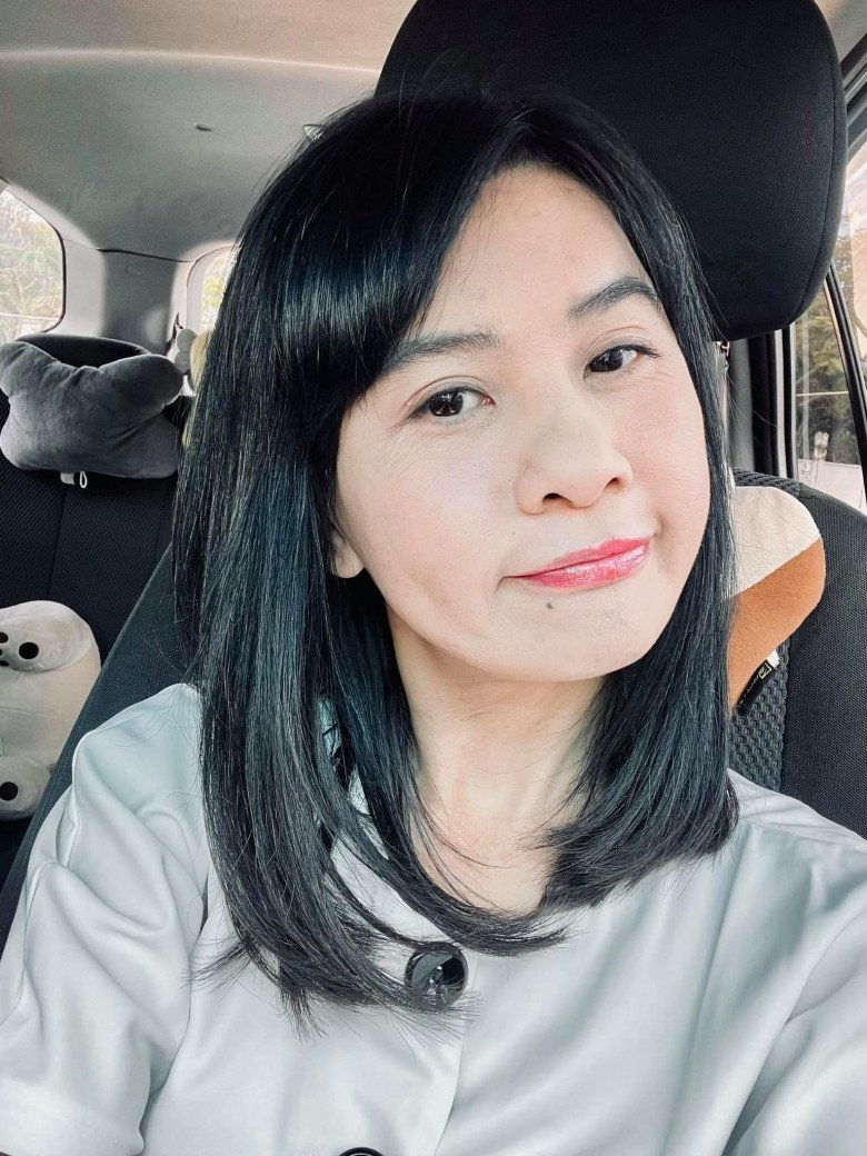 Despite being noisy, Cat Phuong changed her hair and was immediately praised for being young forever - 10