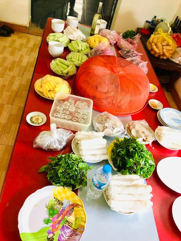 MC Thao Van shows off a grand feast in her hometown of Lang Son, friends look at it and crave amp;#34;wet shirtamp;#34;  - ten