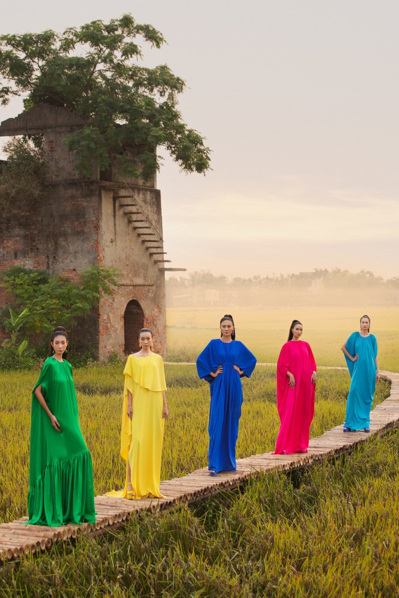 Show diễn chỉ vỏn vẹn 8 người mẫu nhưng đều được tuyển chọn kỹ lưỡng. 