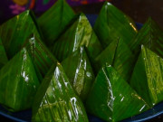 Tiêu dùng - Món bánh "nhà nghèo" giờ thành đặc sản hút khách ở thành phố, ngày bán vèo vèo cả nghìn chiếc