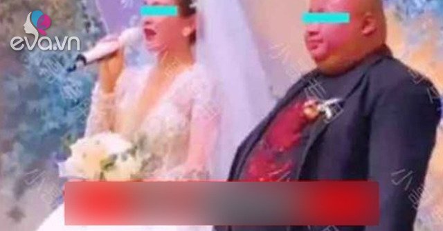 Beautiful bride marries a fat and bald groom, looking at the table is even more surprised