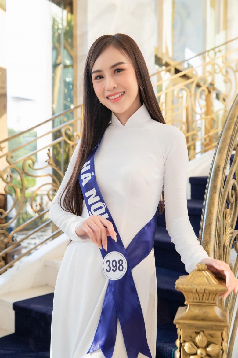 Major General Bao Ngam Police U70 has a beautiful daughter who is competing for Miss - 9