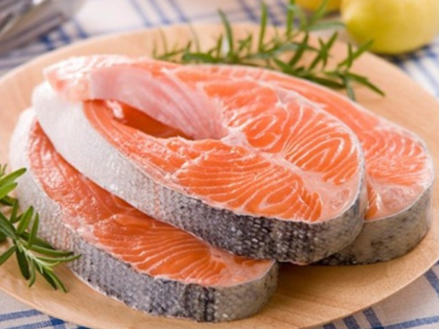 Ăn cá có tác dụng gì? Nhược điểm cần lưu ý khi ăn cá