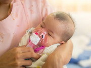 Làm mẹ - Trẻ bị viêm phế quản bao lâu thì khỏi?