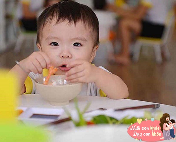 Psychologist: It is difficult for children to succeed when they grow up, most of them have this bad habit when eating - 9