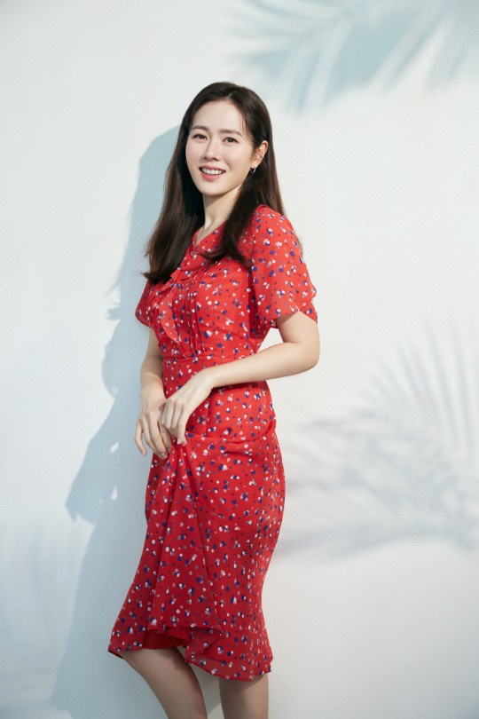Dress young, marry a rich man aged 40, why are you afraid not to study Son Ye Jin - 6