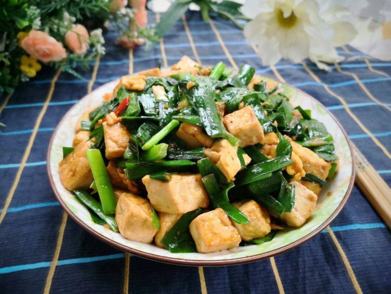 This fried tofu with leaves is both delicious and cheap, eat it a few times a week and still don't get bored - 10