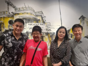 Giải trí - Khoảnh khắc gặp bố Quốc Tuấn - bé Bôm, Minh Tiệp nói: Nhìn 2 bố con thật sự xúc động