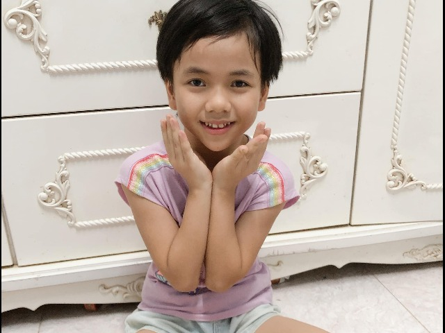 Mẹ nuôi tiết lộ sức khỏe của bé Pàng liệt chân, không manh áo giữa giá rét sau nhiễm COVID-19