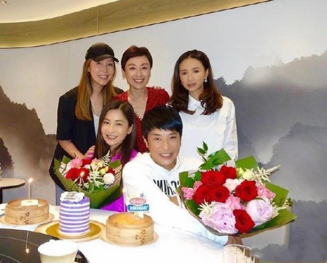 Ngô Uyển Phương trong bữa tiệc sinh nhật của bạn thân Lương Tư Hạo.